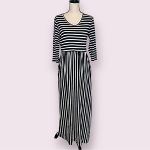 Eloges Maxi Dress Jersey Knit Contrasting Stripes Black & White Size Large